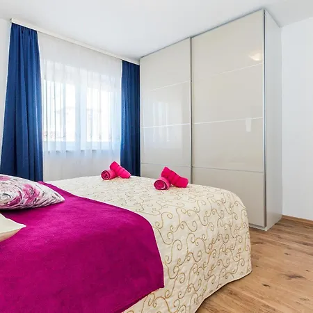 Three-bedroom In شقة فوديس