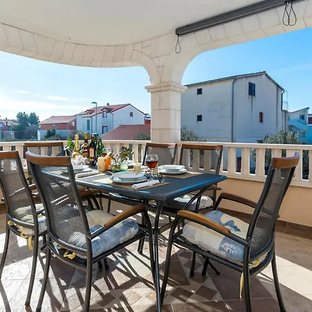 Three-bedroom In * Vodice