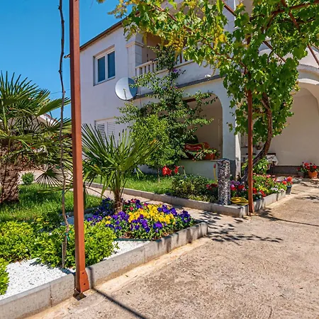 Three-bedroom In Vodice