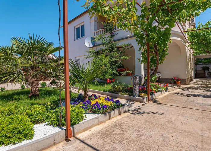 Three-bedroom In Vodice